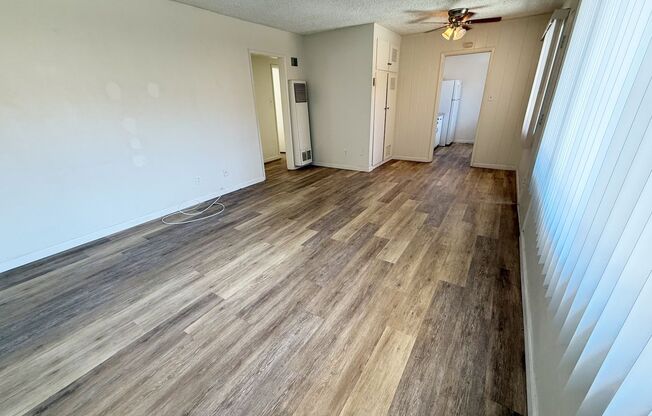 4348 - 4352 1/2 McClintock St