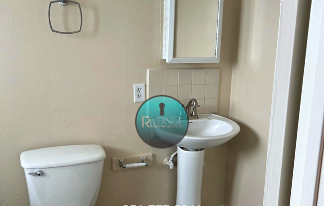 2 beds, 1 bath, $1,795