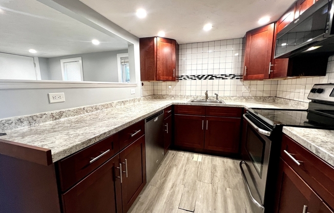 572 MAIN