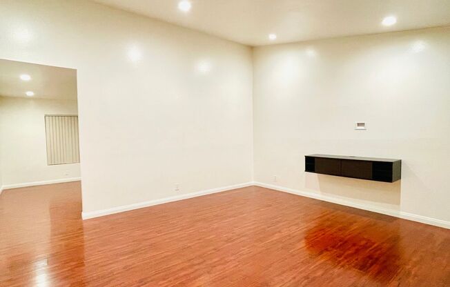 Charming Cul-de-Sac Home for Lease in Cerritos