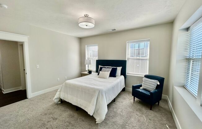 2 beds, 2 baths, 1,337 sqft, $1,895, Unit 20625 Spence Court Unit 201 Duplex w/Walk-In Pantry & Built-in Office Nook B1632 D3