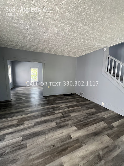 369 WINDSOR AVE