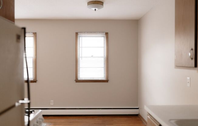 1 bed, 1 bath, 575 sqft, $950, Unit 1