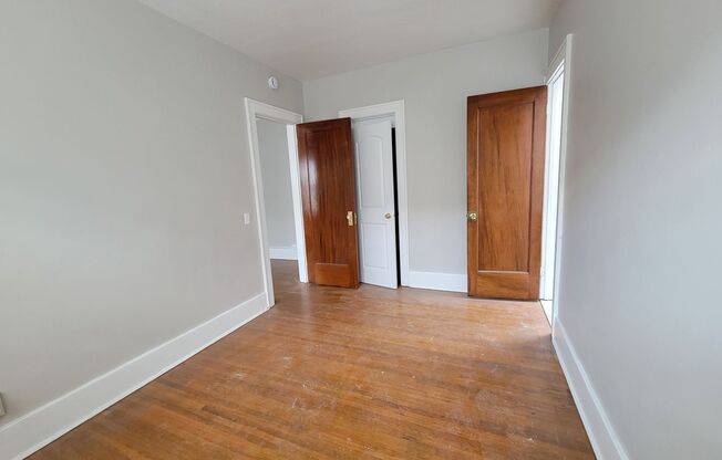 1 bed, 1 bath, $995, Unit S20