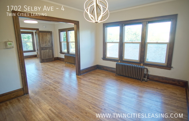 1702 SELBY AVE