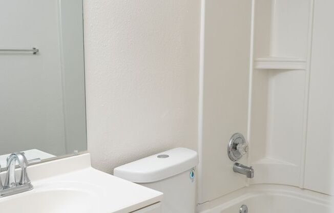 1 bed, 1 bath, 650 sqft, $1,795, Unit C05