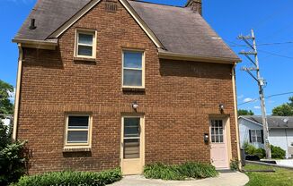 3 beds, 1 bath, $1,650