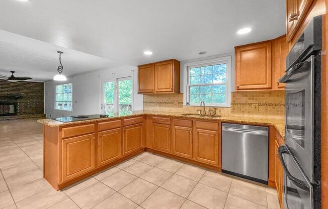 320 6 BRANCHES CT