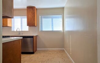 1 bed, 1 bath, $2,300, Unit 4