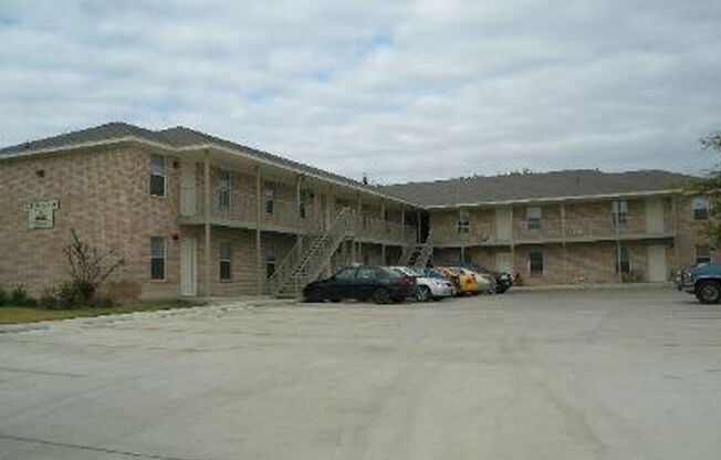 1 bed, 1 bath, 700 sqft, $725, Unit 207-STILL OCCUPIED BY RESIDENT