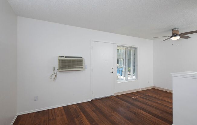 1 bed, 1 bath, $1,895, Unit 16