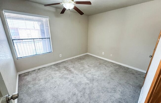 2 beds, 2 baths, $1,100, Unit APARTMENT 90