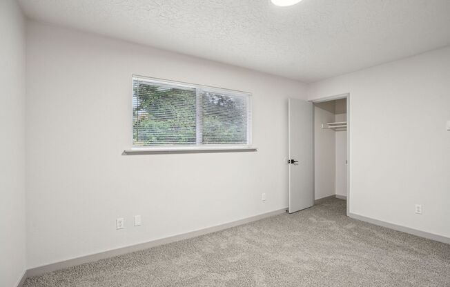 3 beds, 1.5 baths, 1,246 sqft, $2,199, Unit 2611-1