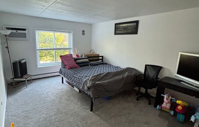2 beds, 1 bath, 980 sqft, $1,625, Unit 515-101 Quail