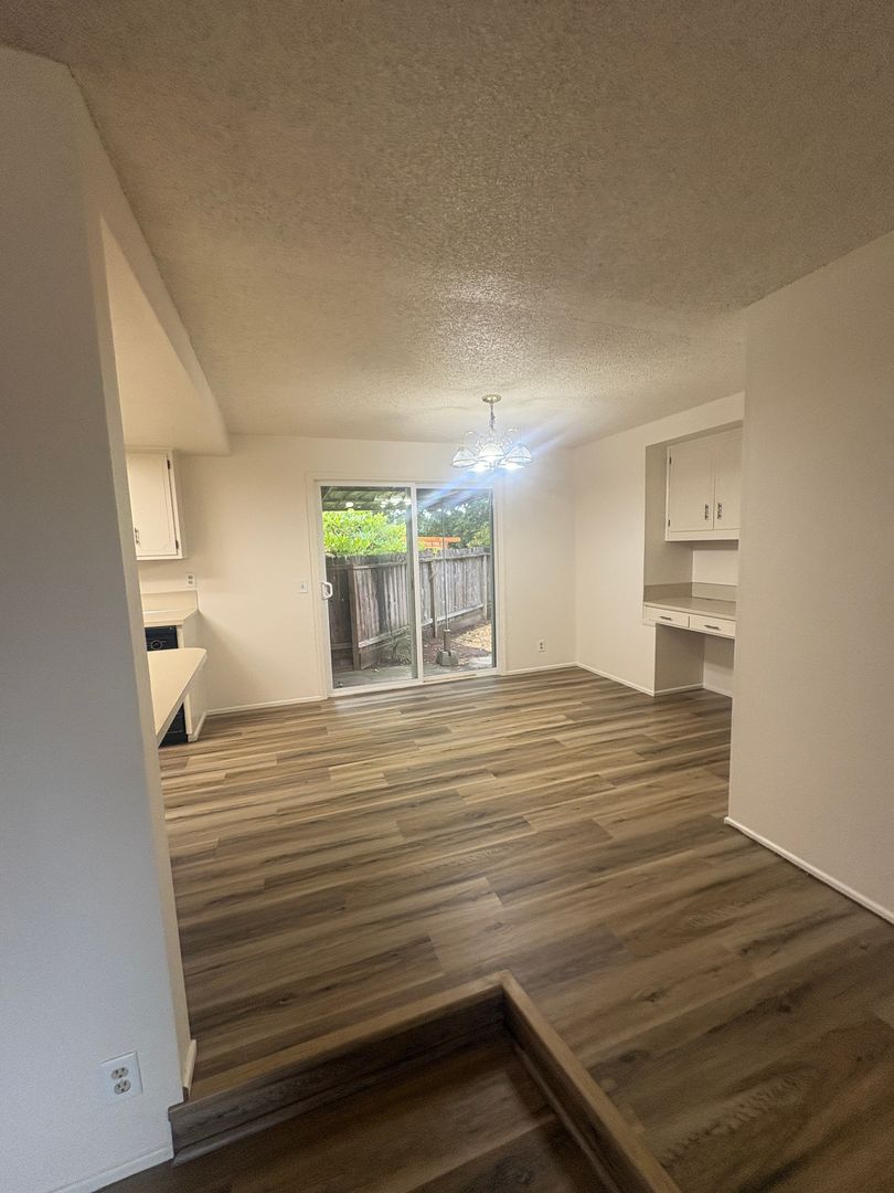 3 Bedroom, 2 Bathroom House in Bethel-Danebo area