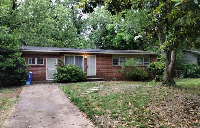 1376 W AUSTIN RD
