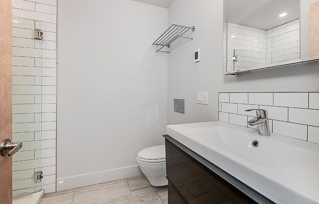 Studio, 1 bath, 356 sqft, $1,250, Unit 504