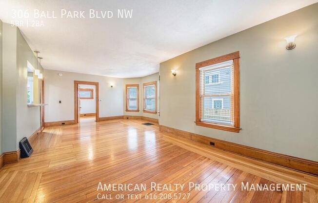 306 BALL PARK BLVD NW