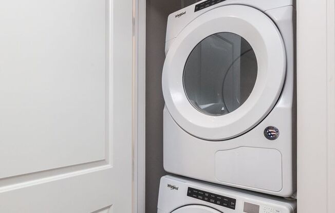 1 bed, 1 bath, 642 sqft, $3,636, Unit 3833-217