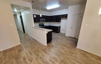 3 beds, 2 baths, 1,400 sqft, $1,450, Unit A