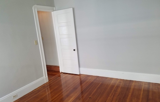 4 beds, 1 bath, 1,150 sqft, $4,200, Unit 1