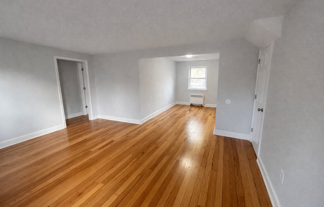 1 bed, 1 bath, 600 sqft, $1,875, Unit B-13