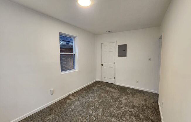 2 beds, 1 bath, $1,150