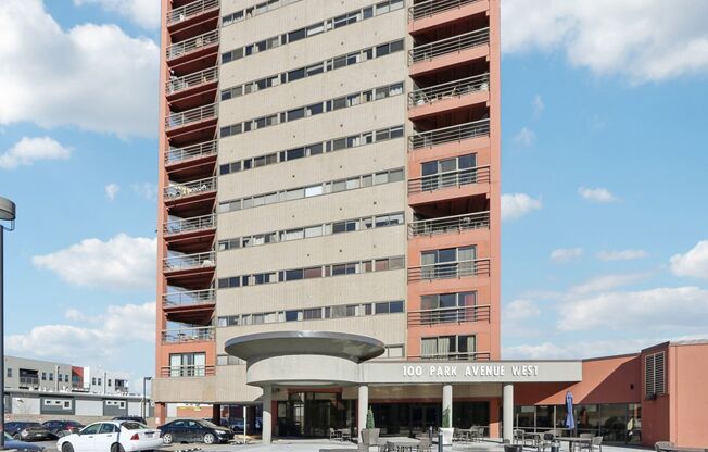 1 bed, 1 bath, $1,725, Unit # 405