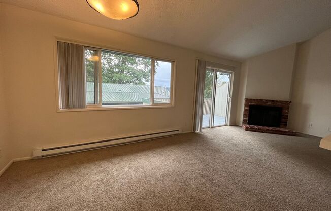 2 beds, 1.5 baths, $1,575, Unit 1216