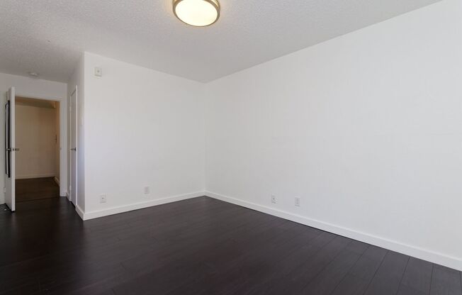 1 bed, 1 bath, 780 sqft, $2,195, Unit 205