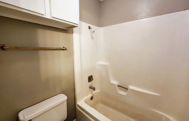 2 beds, 2 baths, $1,750