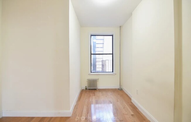 2 beds, 1 bath, $2,845, Unit 2-B