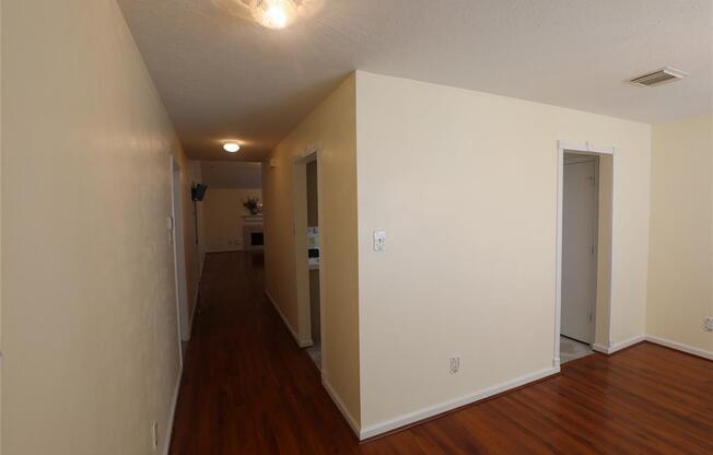 9359 STARFIRE LN