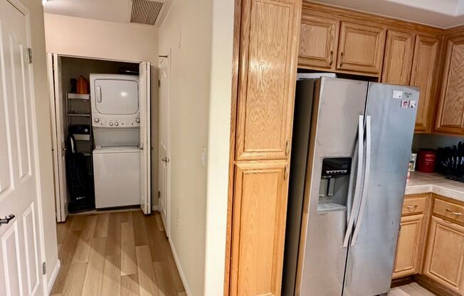 Beautiful 2 Bd 2 BA Condo Prime Marina District Located Downtown San Diego