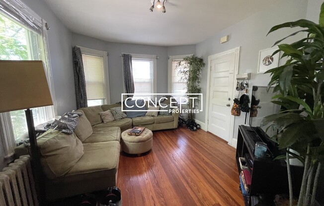 11 PARSON ST
