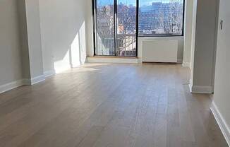 344 W 23 ST