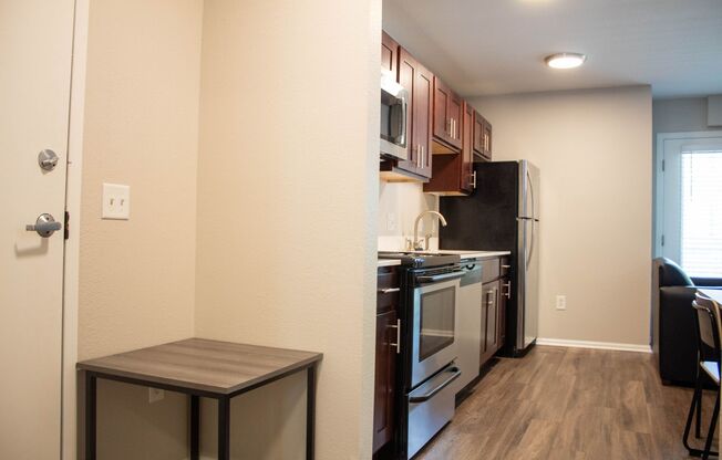 1 bed, 1 bath, 480 sqft, $1,450