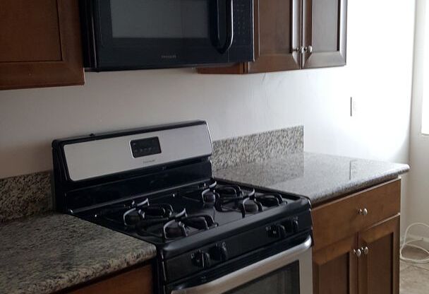 51st Street Apartments FSD