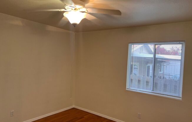 3 beds, 2 baths, $1,750