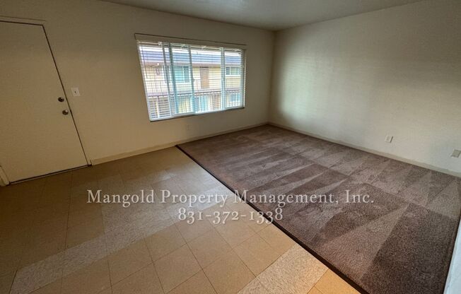 2 beds, 1 bath, $2,200, Unit 15