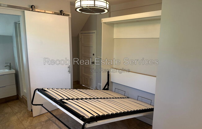 8305 FINLEY AVE