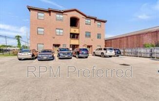 10102 NEUENS RD