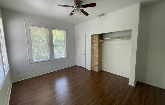 3 beds, 1 bath, $2,950