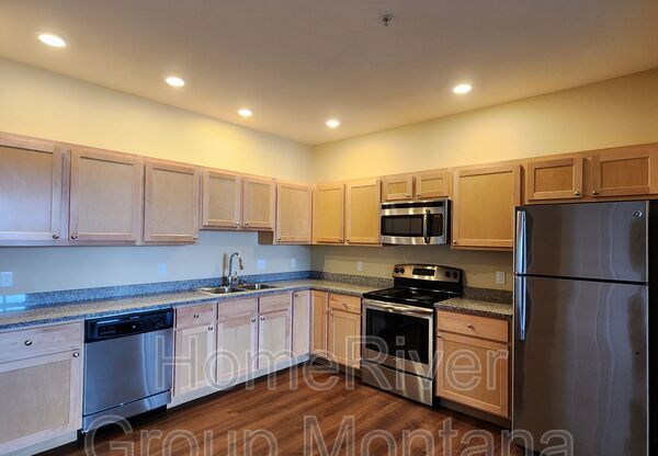1500 S. 14th Street W. - 218
