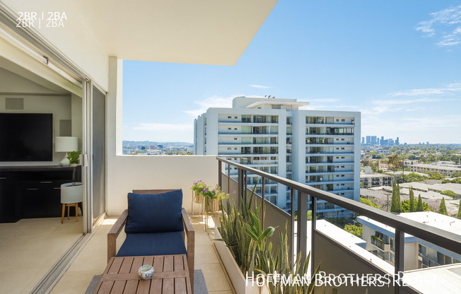 1155 N La Cienega Blvd