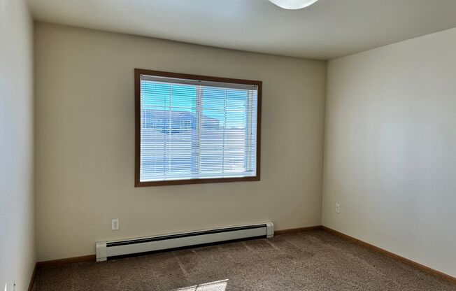 2 beds, 2 baths, 982 sqft, $1,245, Unit 605-212