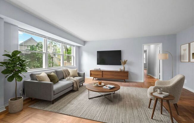 2 beds, 1 bath, 942 sqft, $1,775, Unit 101