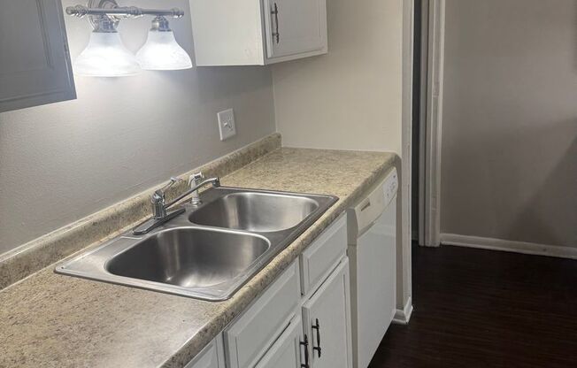 927/929 Herold Avenue