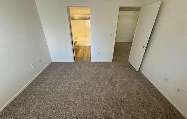 1 bed, 1 bath, $1,250, Unit # 2822