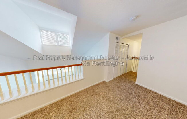 1 bed, 1 bath, 1,012 sqft, $1,350, Unit 536